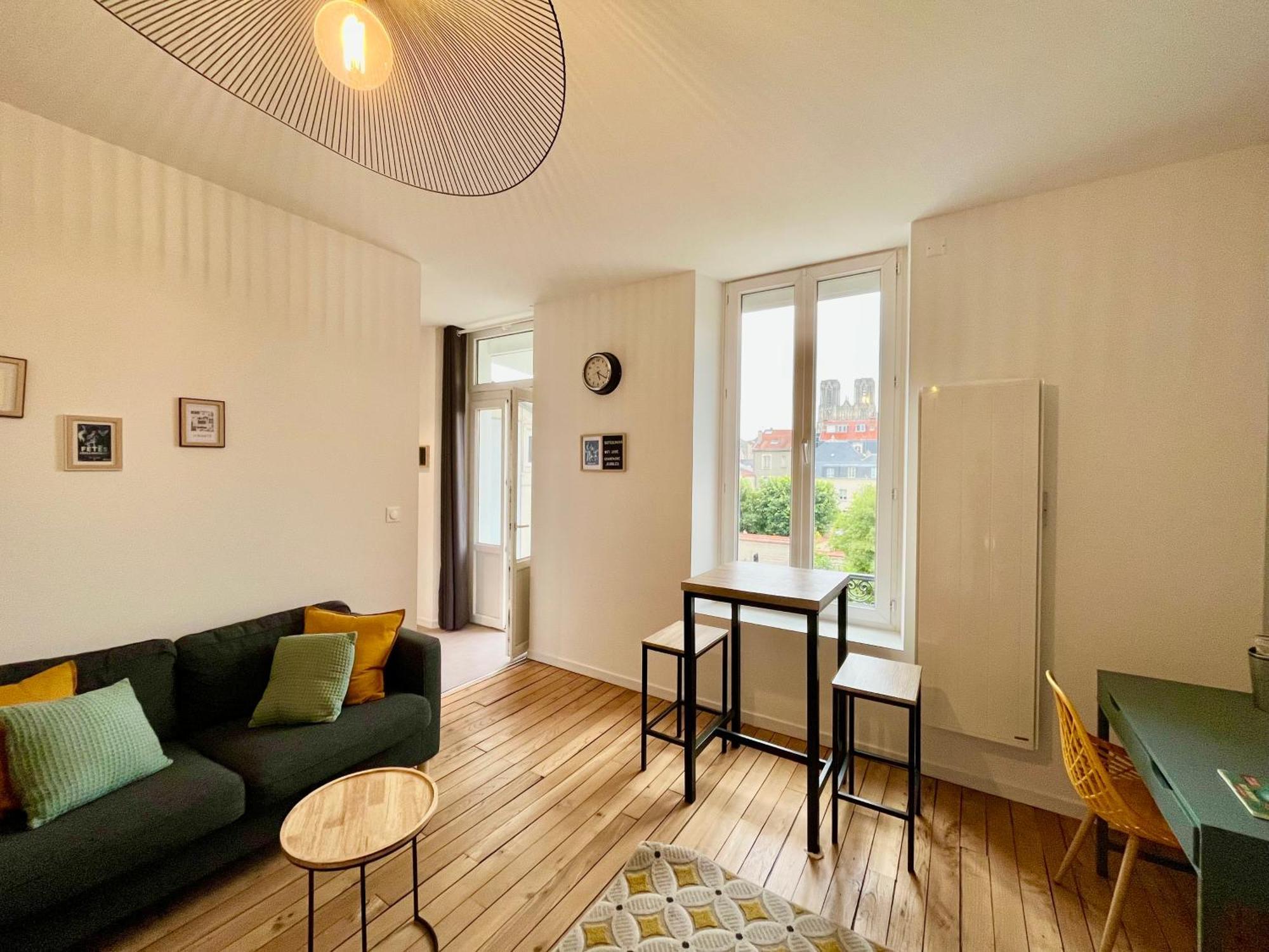 Suite Clovis 6 Reims Ngoại thất bức ảnh